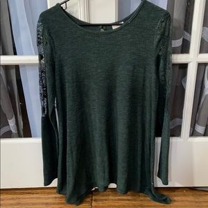 Dark green light sweater top